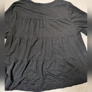 Chico’s 100% linen Short Sleeved Tiered Top Size L